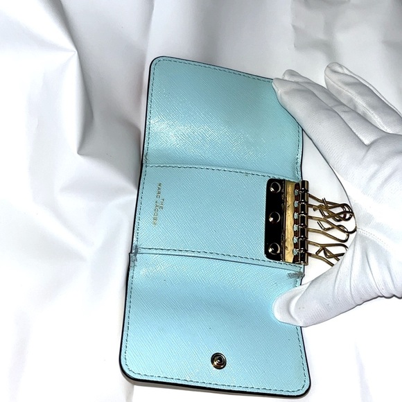 MARC JACOBS Pastel Yellow Tri-fold Keyring Wallet - Picture 6 of 10